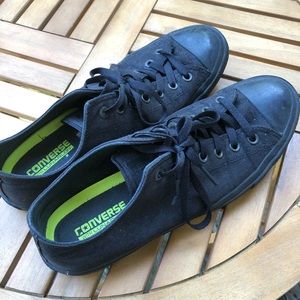 Men’s All-Black Converse Low Tops